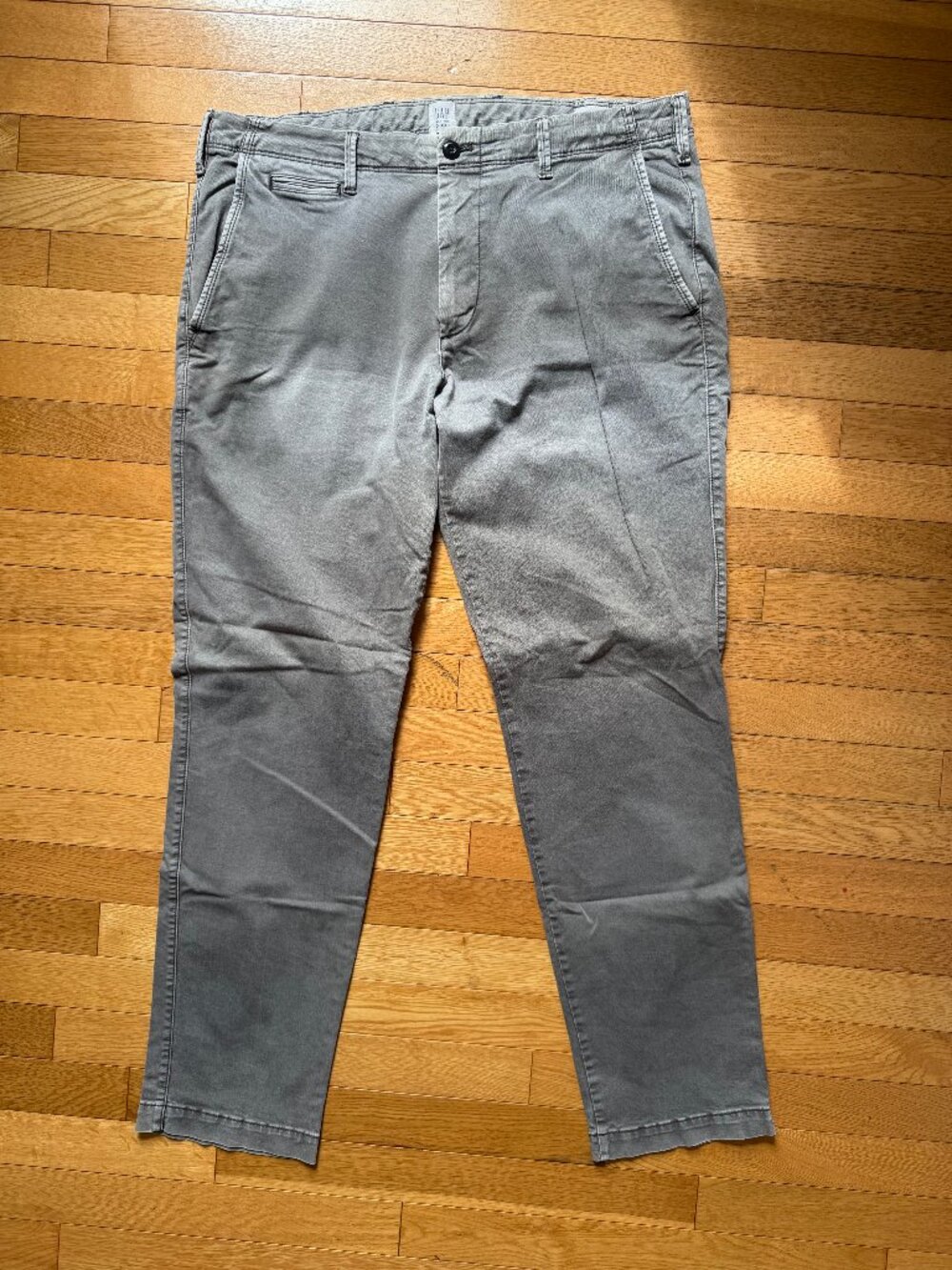 GAP Chino Slim Fit - 36 x 32